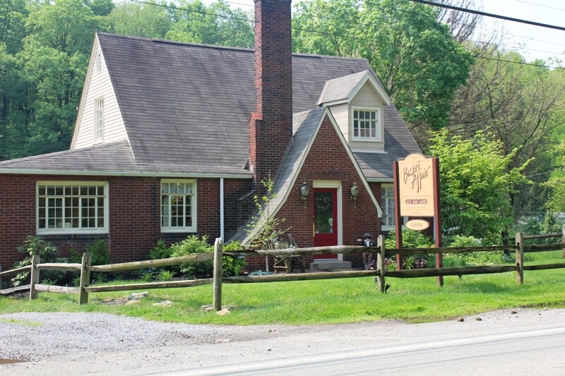 625 Lowries Run Rd, Pittsburgh, PA for sale Primary Photo- Image 1 of 1