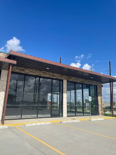 16332 FM 529, Houston, TX for lease - Building Photo - Image 2 of 15