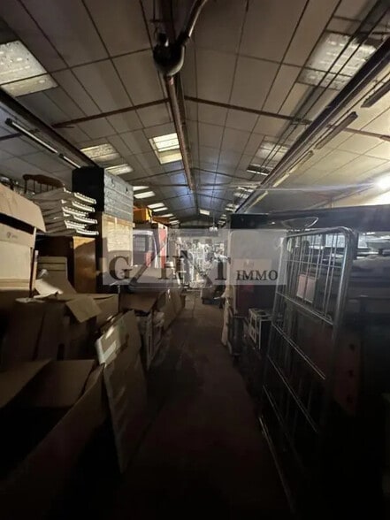 Industrial in Villeparisis for sale - Interior Photo - Image 2 of 3