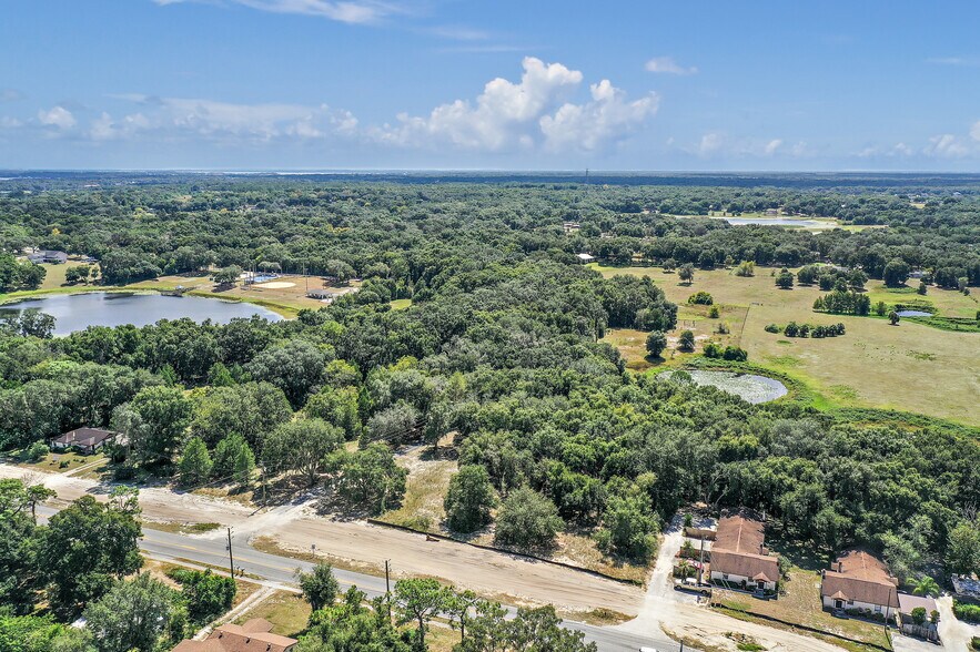 907 W Miller St, Fruitland Park, FL for sale - Building Photo - Image 3 of 13