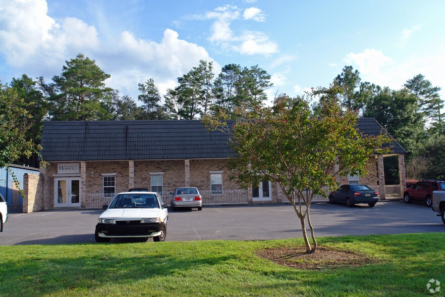 101 Hart St, Niceville, FL for lease - Primary Photo - Image 1 of 3