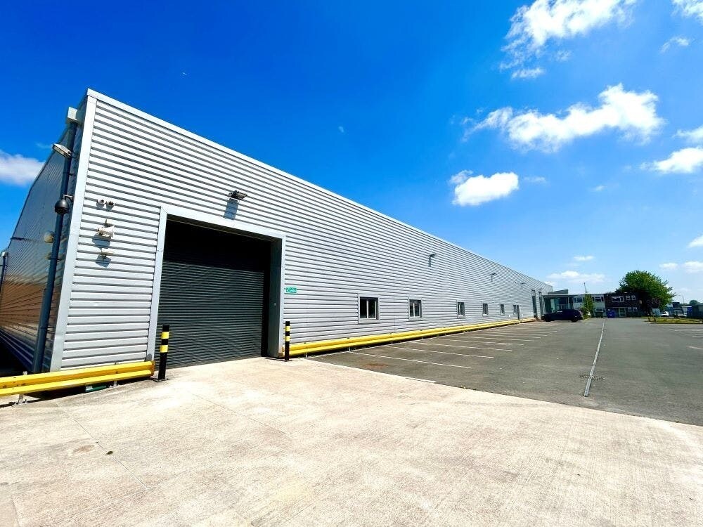 30 Murdock Rd, Bicester for lease Building Photo- Image 1 of 37