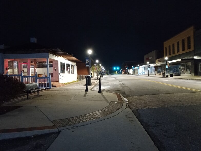 525 Main St, Altavista, VA for sale - Building Photo - Image 3 of 38