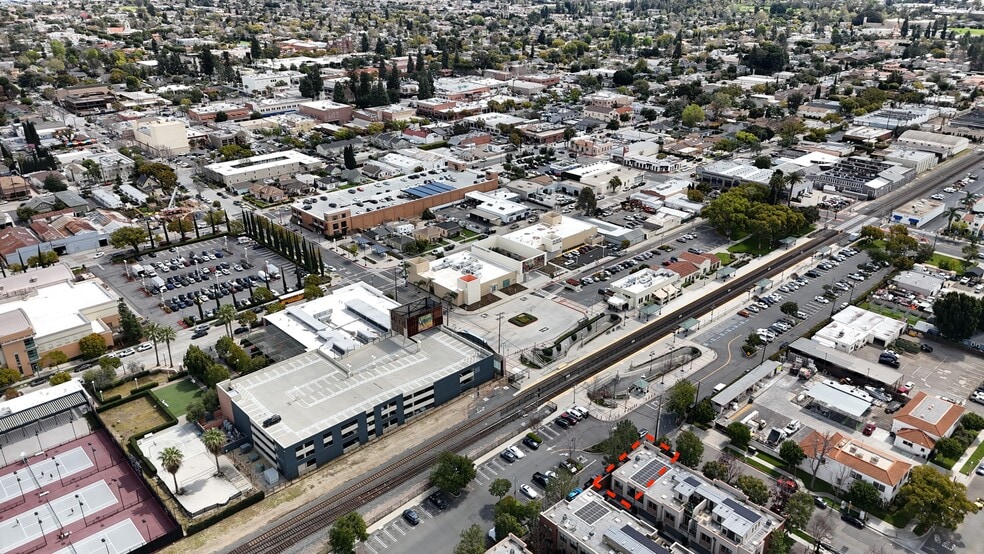 501 W Maple Ave, Orange, CA for lease - Aerial - Image 3 of 5