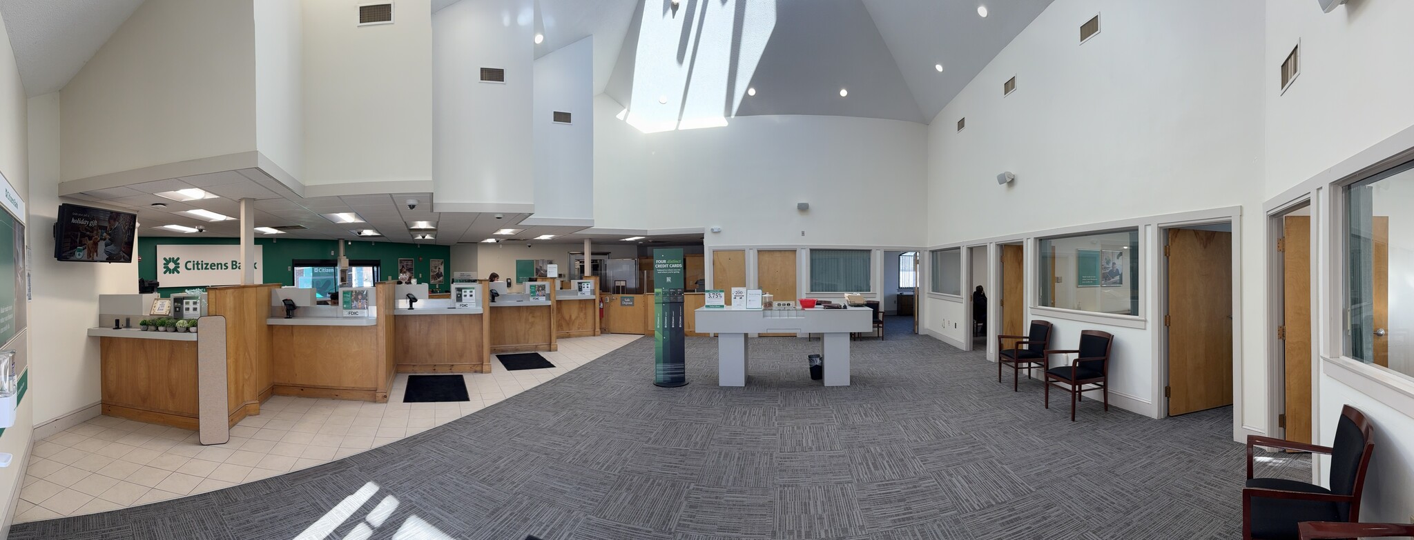 10 Constitutional Way, Somersworth, NH for lease Interior Photo- Image 1 of 10