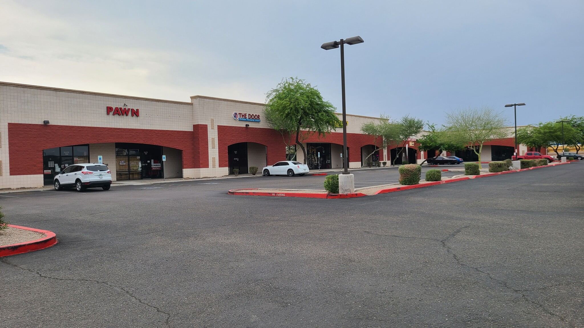 6808 N Dysart Rd, Glendale, AZ for lease Building Photo- Image 1 of 10