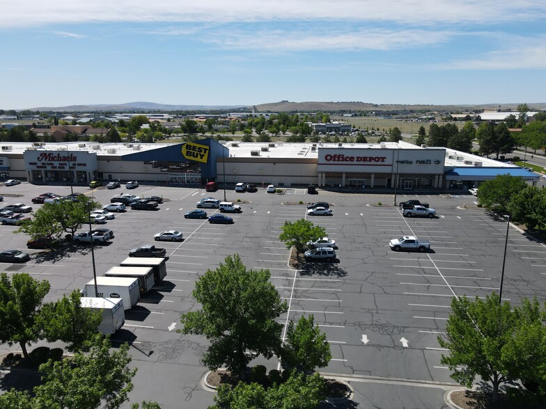 6501 W Grandridge Blvd, Kennewick, WA for lease - Building Photo - Image 3 of 9