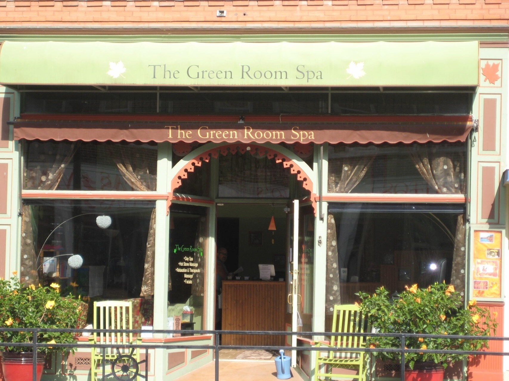 212 Main St, Mc Gregor, IA for sale Primary Photo- Image 1 of 1