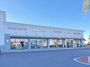 7221-7239 Van Nuys Blvd, Van Nuys, CA for lease Building Photo- Image 2 of 12