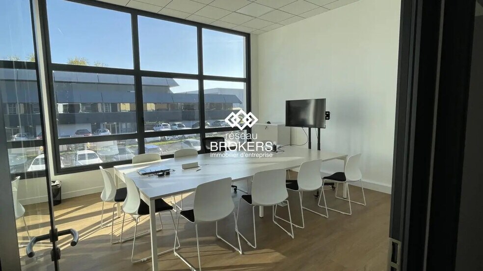 Office in Andrézieux-Bouthéon for sale - Interior Photo - Image 2 of 13