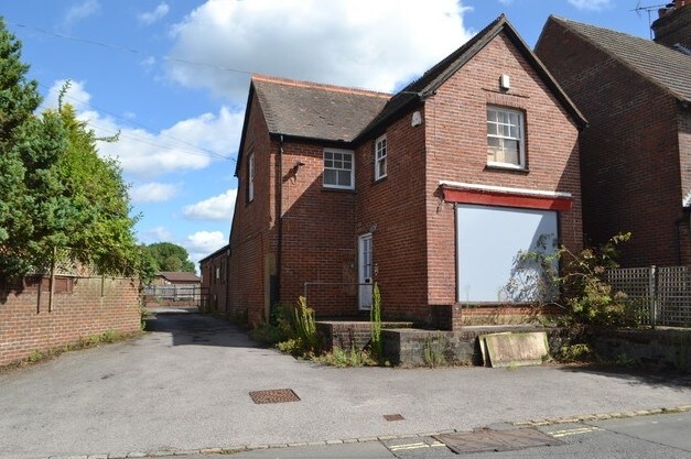5 Station Rd, Liphook for sale Primary Photo- Image 1 of 1