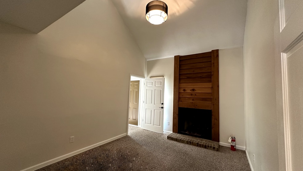 151 Mary Esther Blvd, Mary Esther, FL for lease - Building Photo - Image 3 of 10