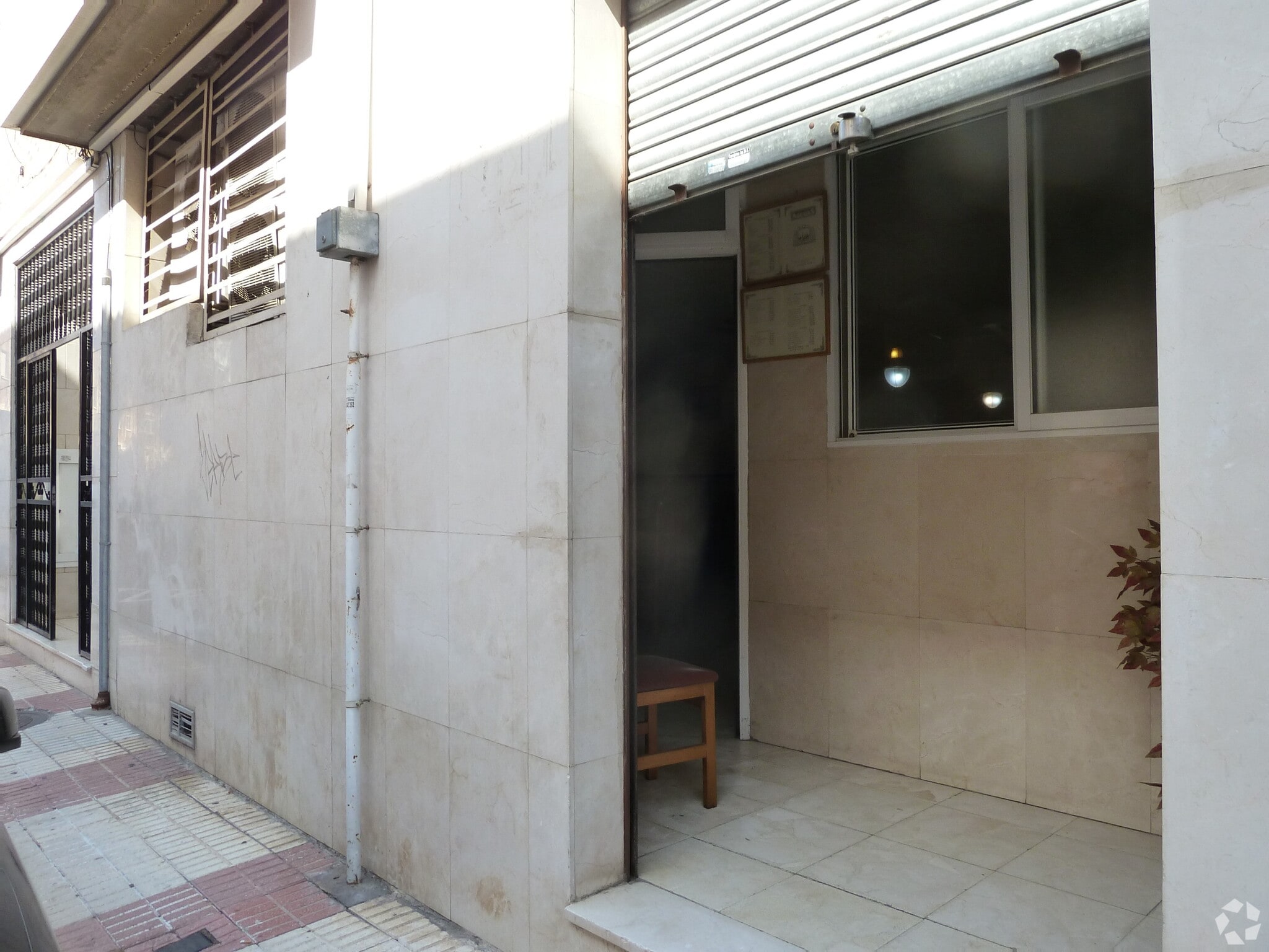 Retail in Azuqueca de Henares, Guadalajara for lease Interior Photo- Image 1 of 27