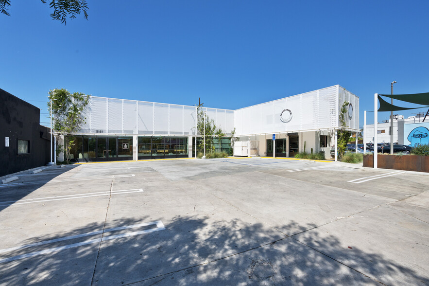 8151 W 3rd St, Los Angeles, CA for sale - Building Photo - Image 1 of 17