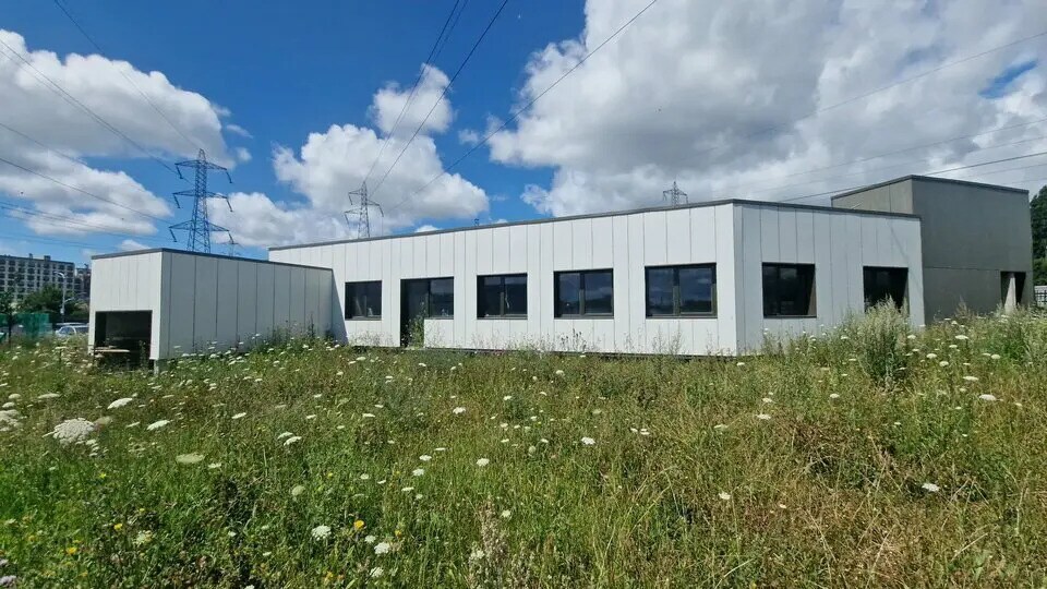 Flex in Sarcelles for lease Building Photo- Image 1 of 4