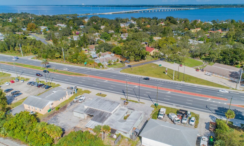 2317 N Cocoa Blvd, Cocoa, FL for sale - Building Photo - Image 1 of 1