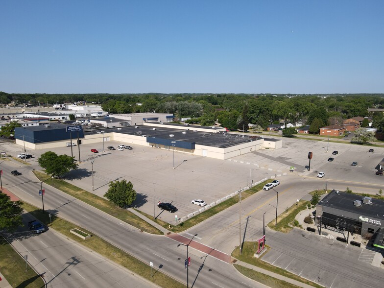 216 S Military Ave, Green Bay, WI for sale - Aerial - Image 1 of 1