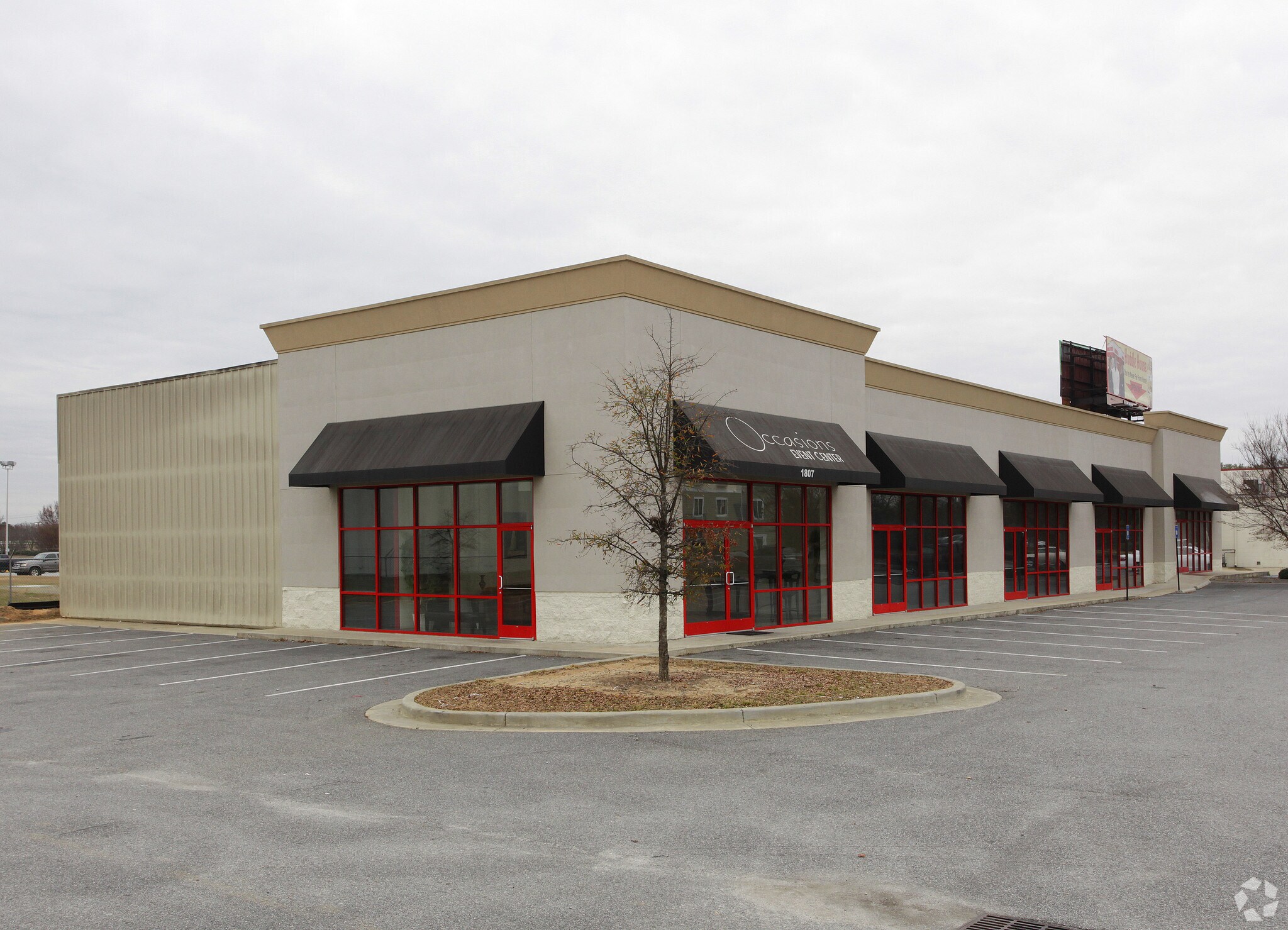 1807 Victory Dr, Columbus, GA for sale Primary Photo- Image 1 of 1