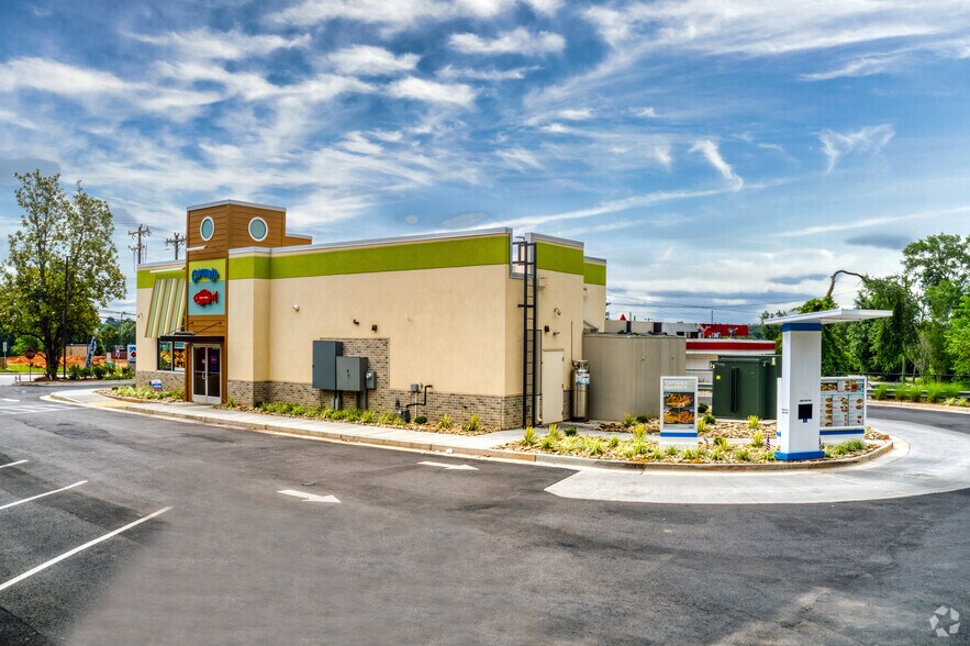 1307 Charlotte Hwy, Lancaster, SC for lease - Building Photo - Image 3 of 6