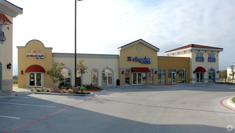 696 Tx-71 Hwy, Bastrop, TX for lease - Building Photo - Image 2 of 2