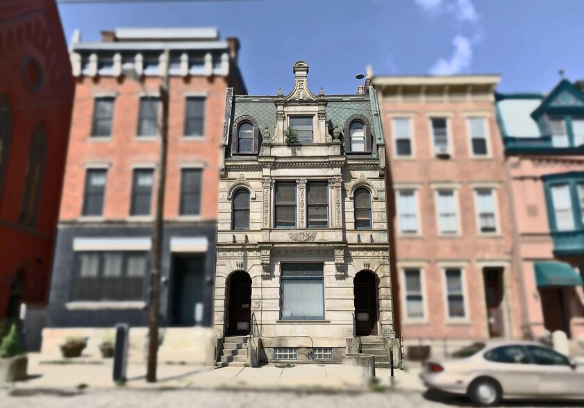 1209 Elm St, Cincinnati, OH for sale - Building Photo - Image 1 of 1