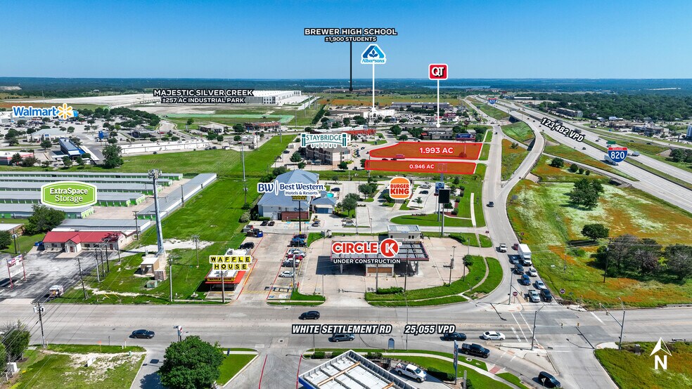 200 Clifford Center dr, Fort Worth, TX for lease - Building Photo - Image 3 of 3