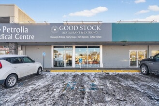 11411 40th Ave, Edmonton, AB for lease Interior Photo- Image 2 of 5