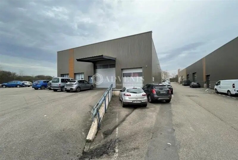 Flex in Woippy for lease - Building Photo - Image 1 of 3