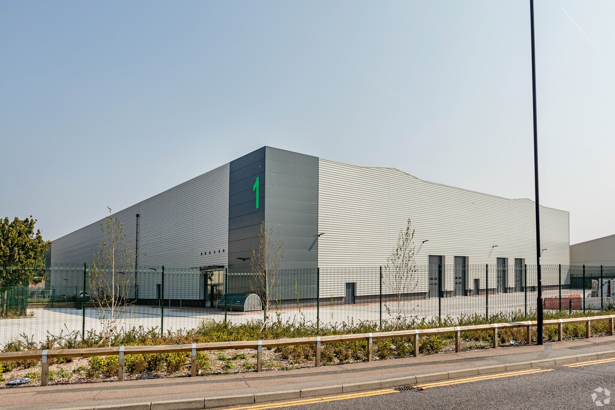 2 Chalkmill Dr, Enfield for sale Primary Photo- Image 1 of 1