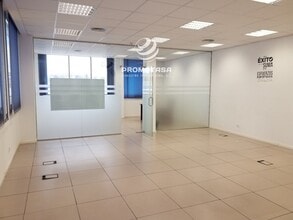 Office in Rivas-Vaciamadrid, Madrid for lease Interior Photo- Image 2 of 5