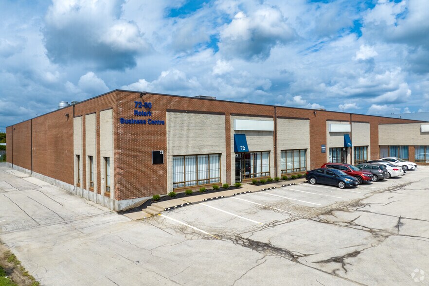 72-80 Rolark Dr, Toronto, ON for lease - Primary Photo - Image 1 of 5