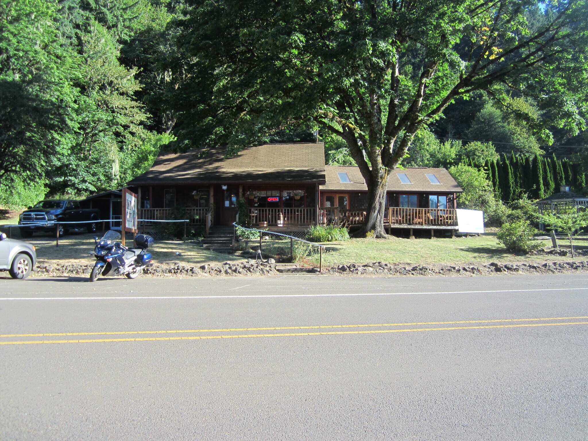185 W Main St, Alsea, OR for sale Primary Photo- Image 1 of 1