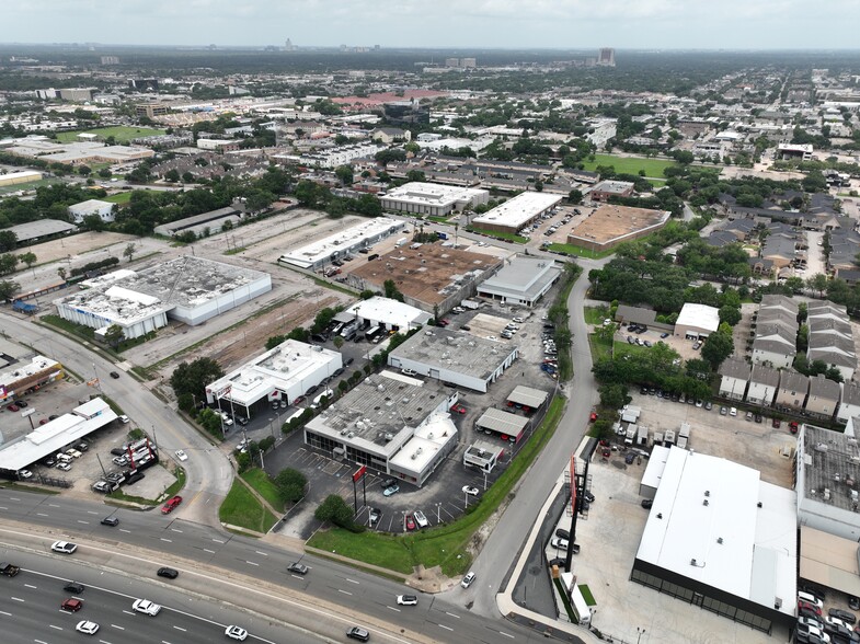 6100 Southwest Fwy, Houston, TX for sale - Aerial - Image 3 of 3