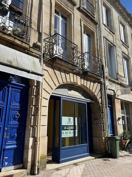 Retail in Bordeaux for lease - Building Photo - Image 2 of 8