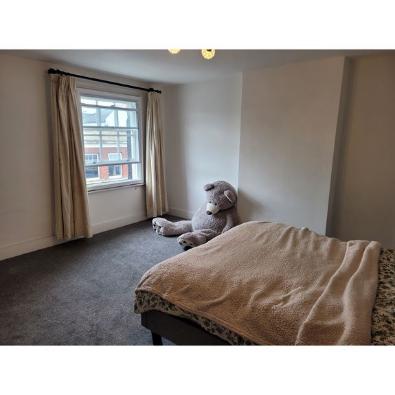 16 Sidmouth St, Devizes for sale - Interior Photo - Image 3 of 3