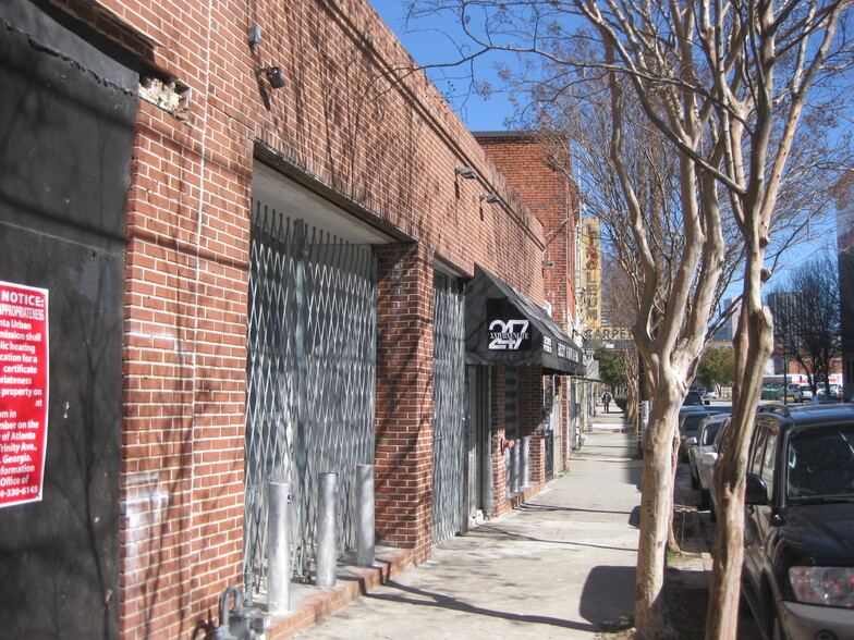 299 Peters St, Atlanta, GA for lease - Building Photo - Image 2 of 14