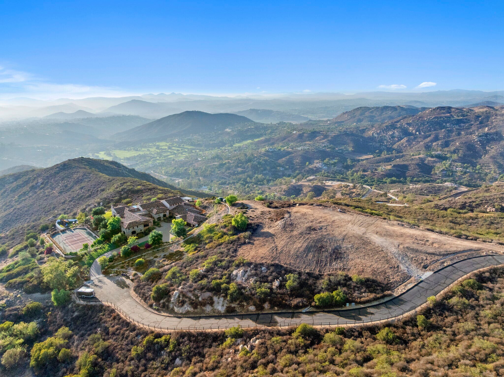 18010 Sunset Point Rd, Poway, CA for sale Primary Photo- Image 1 of 1