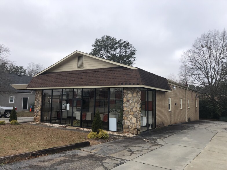 2310 Lawrenceville Hwy, Decatur, GA for sale - Building Photo - Image 3 of 13