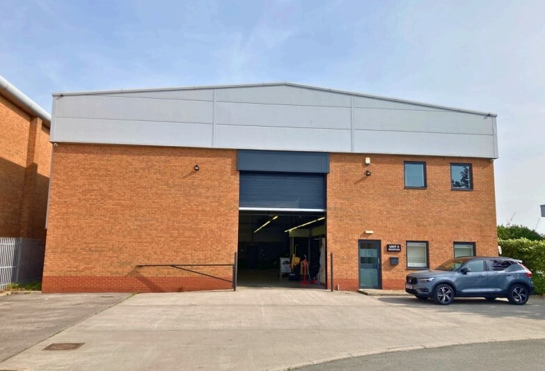 Lowfields Rd, Leeds for lease Building Photo- Image 1 of 2