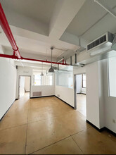 330 W 38th St, New York, NY for lease Interior Photo- Image 1 of 4