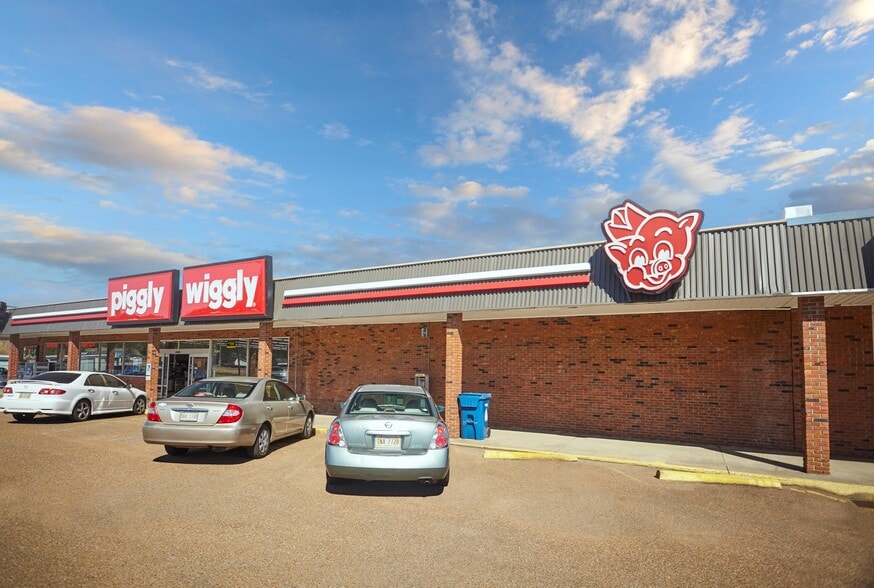 1038-1063 Highway 61 N, Tunica, MS for sale - Building Photo - Image 1 of 1