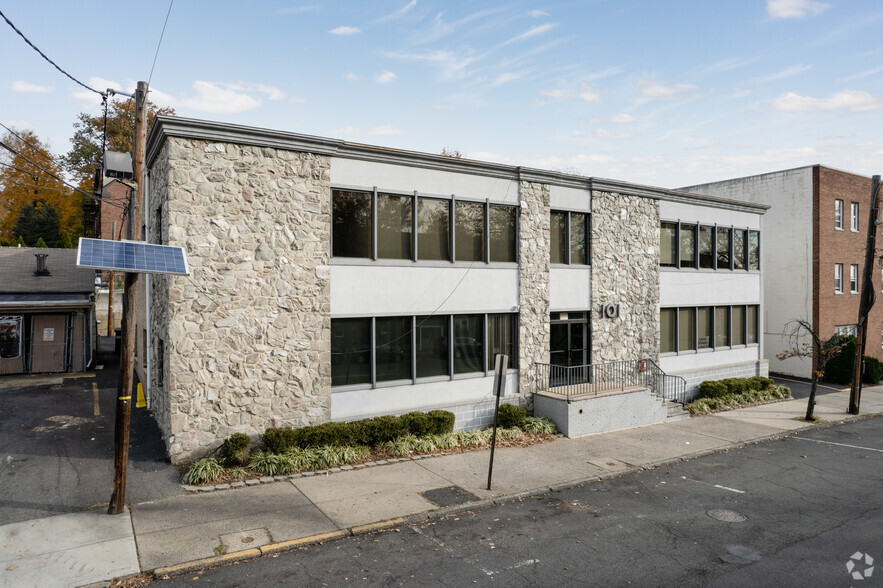 101 Cedar Ln, Teaneck, NJ for lease - Building Photo - Image 1 of 6