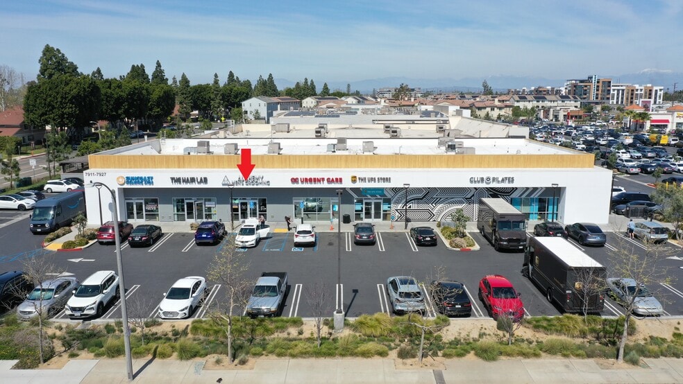 7911-7927 Garden Grove Blvd, Garden Grove, CA for lease - Building Photo - Image 3 of 8