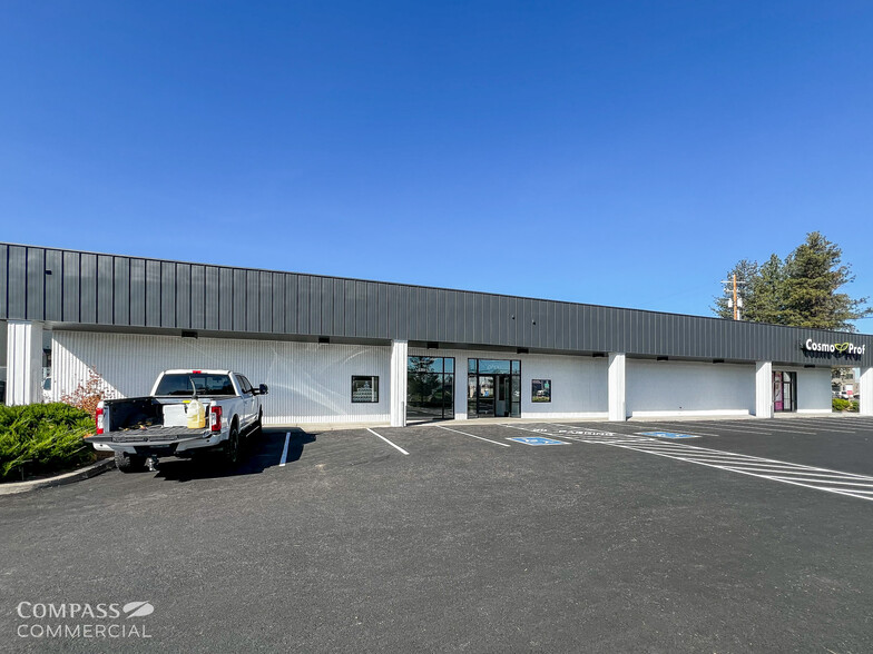 63011 N Highway 97, Bend, OR for lease - Building Photo - Image 2 of 11