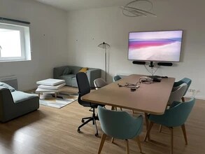 7 Rue Soweto, Saint-Herblain for lease Interior Photo- Image 2 of 5