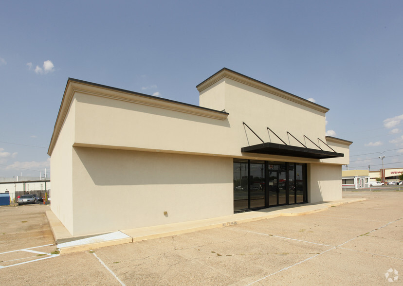 2955 E Texas St, Bossier City, LA for sale - Building Photo - Image 1 of 1