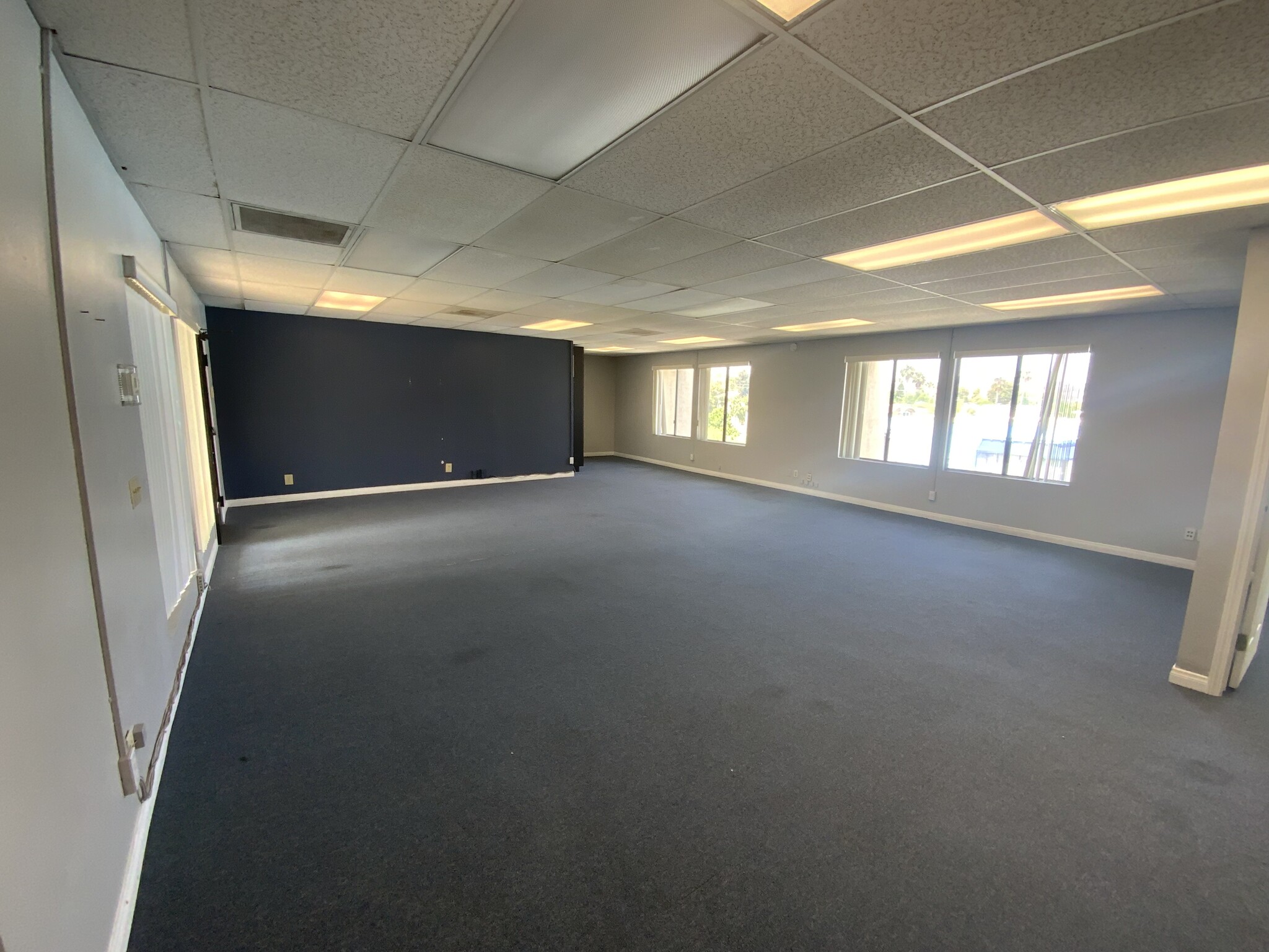 2180 Garnet Ave, San Diego, CA for lease Interior Photo- Image 1 of 5
