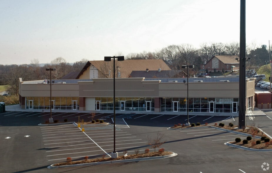 1700-1726 Highway 141, Arnold, MO for lease - Building Photo - Image 2 of 13