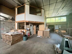 Flex in Lentilly for lease Building Photo- Image 2 of 5