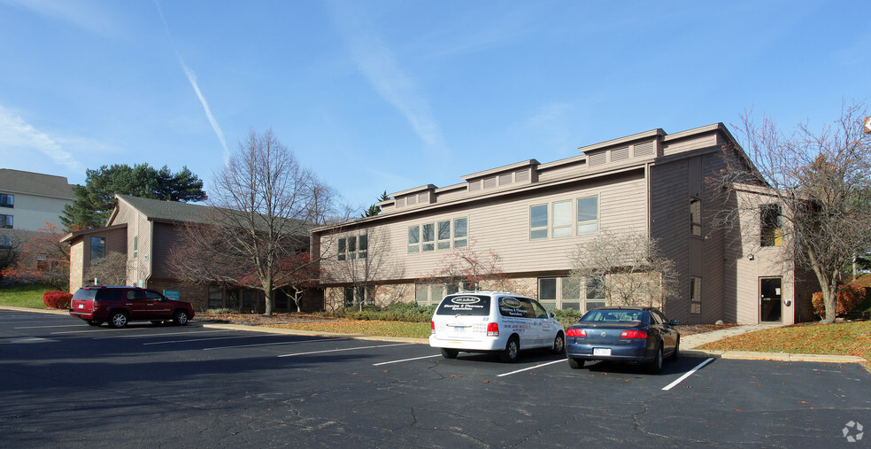 5380 Holiday Ter, Kalamazoo, MI for lease - Building Photo - Image 1 of 14